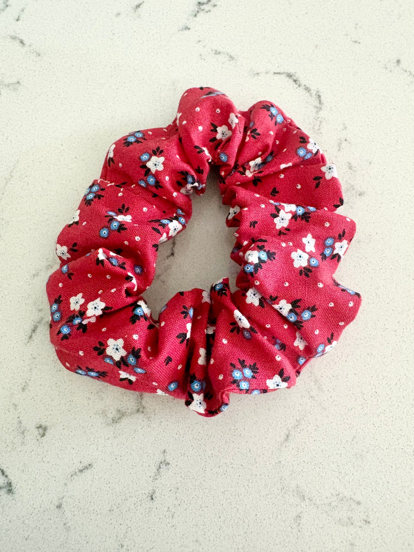 Patriotic Floral Scrunchie